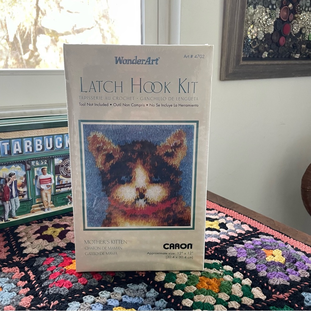 Wonder Art Latch Hook Kit Mother’s Kitten 12” X 12” NIB